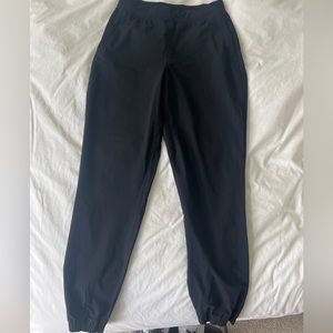 Lululemon Adapted State High Rise Jogger. Size: 6- Full Length. Color: Black